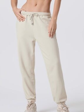 Vuori Women’s Sedona Logo Jogger